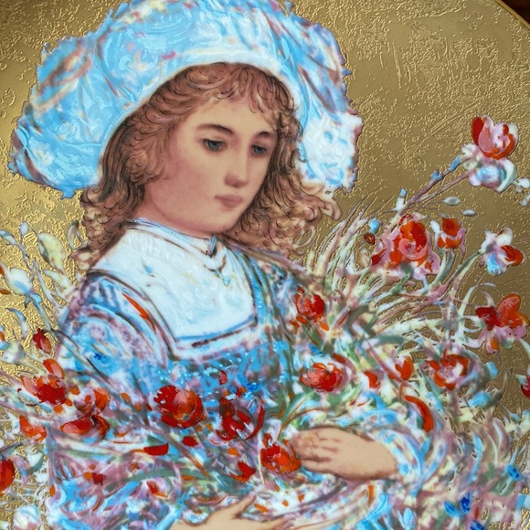 “Lily” by Edna Hibel Collectable Plate - Picture 5 of 9